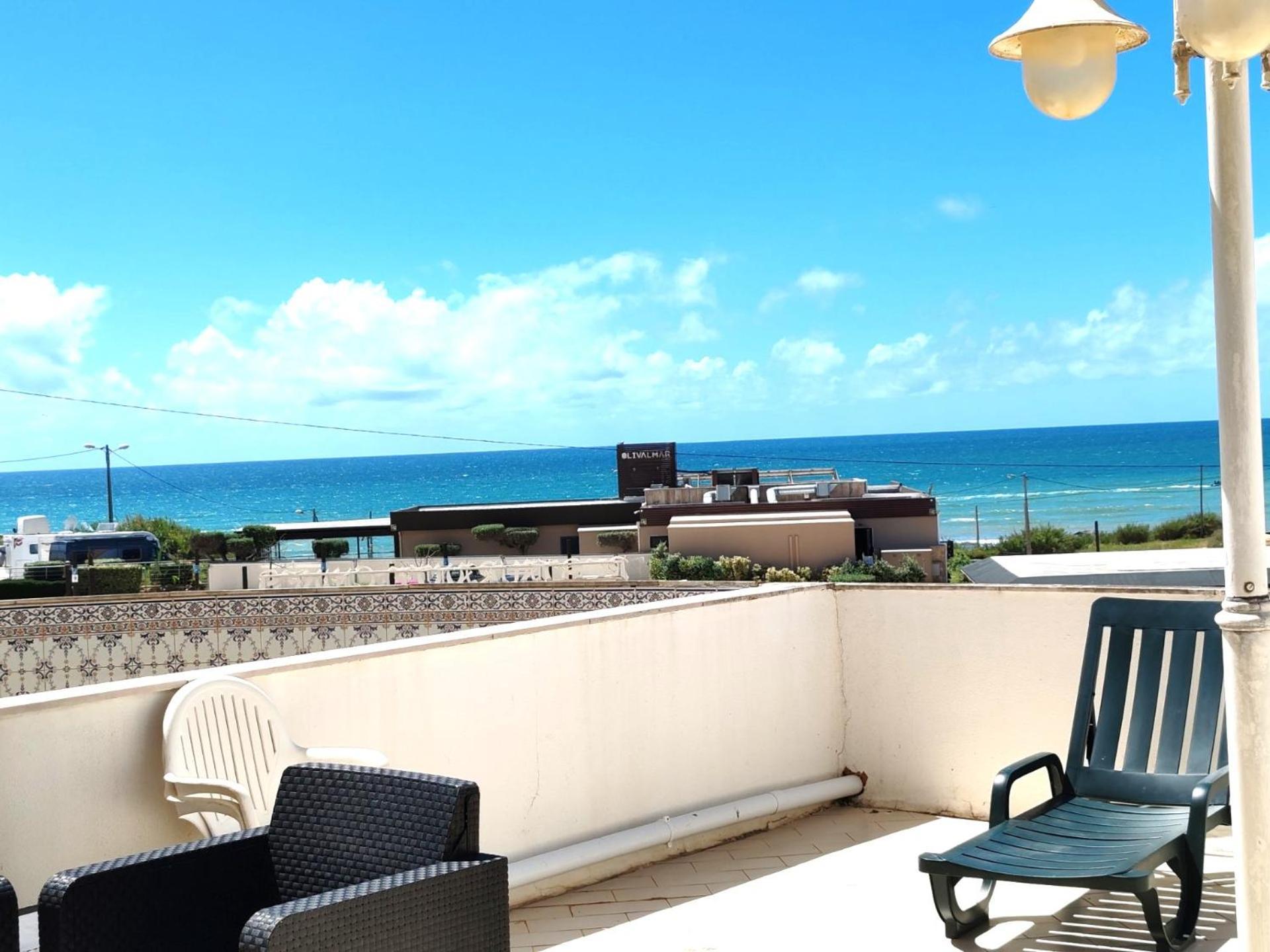 1 Torre Sol 2 - Casas & Papeis Lägenhet Armação de Pêra Exteriör bild